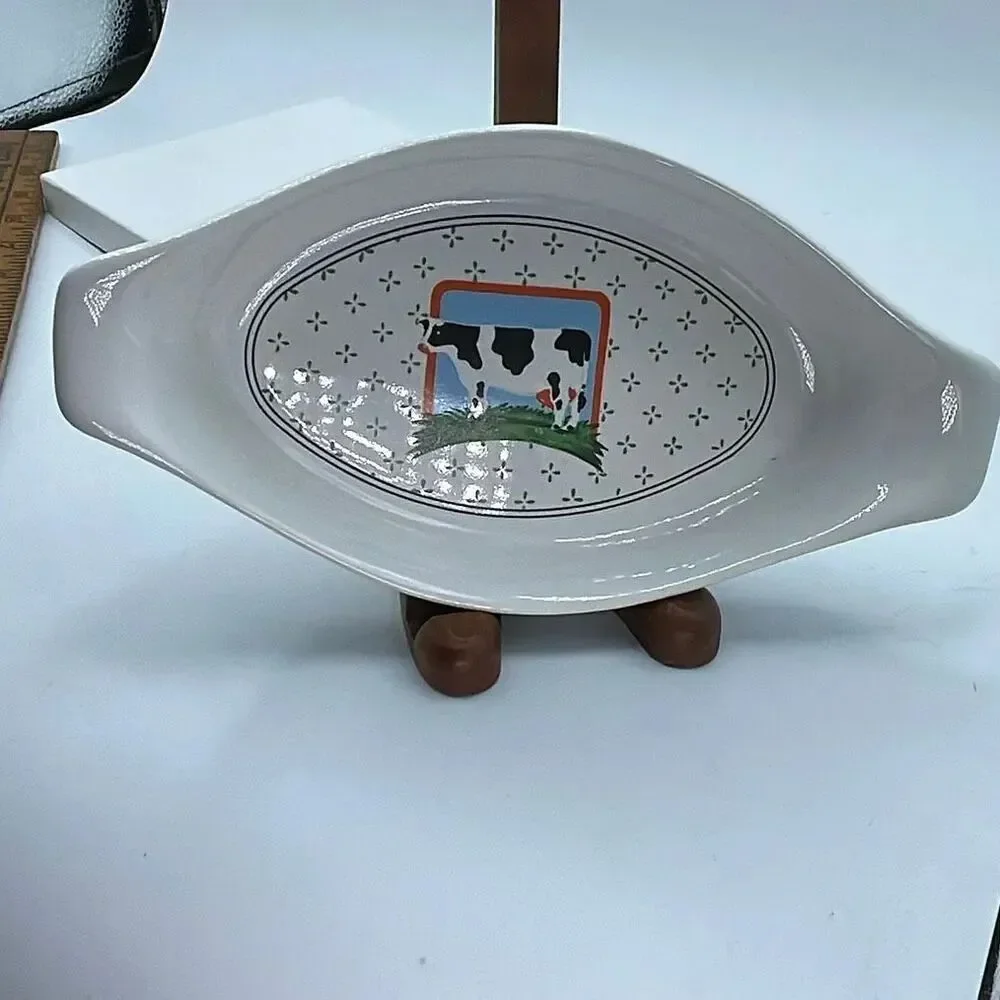 Vintage Vandor Country Pelzman Designs 1980 casserole dish mini.